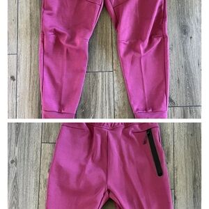 Mens Nike Tech Fleece
Joggers Pants